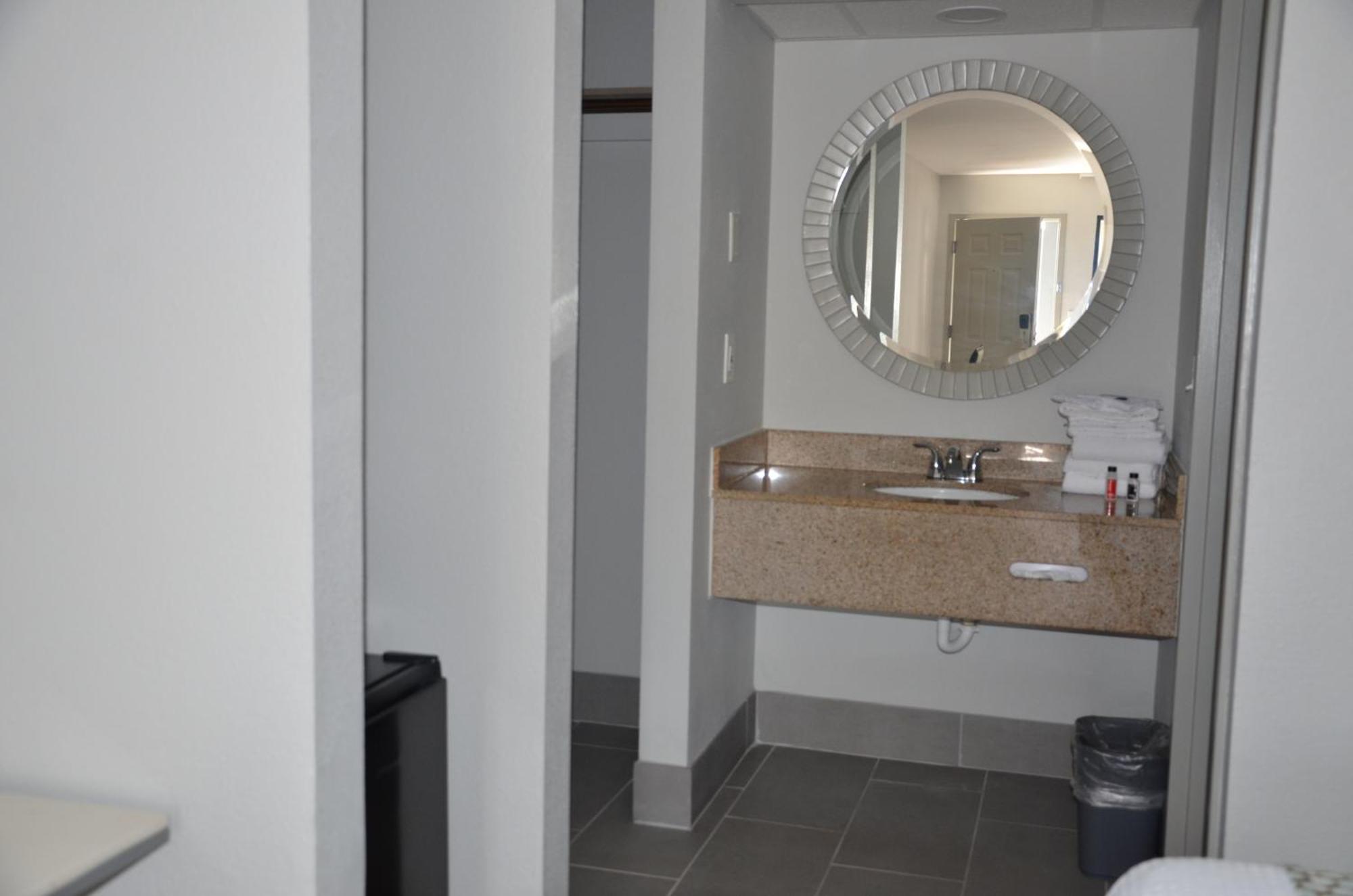 Baymont Suites Covington Luaran gambar