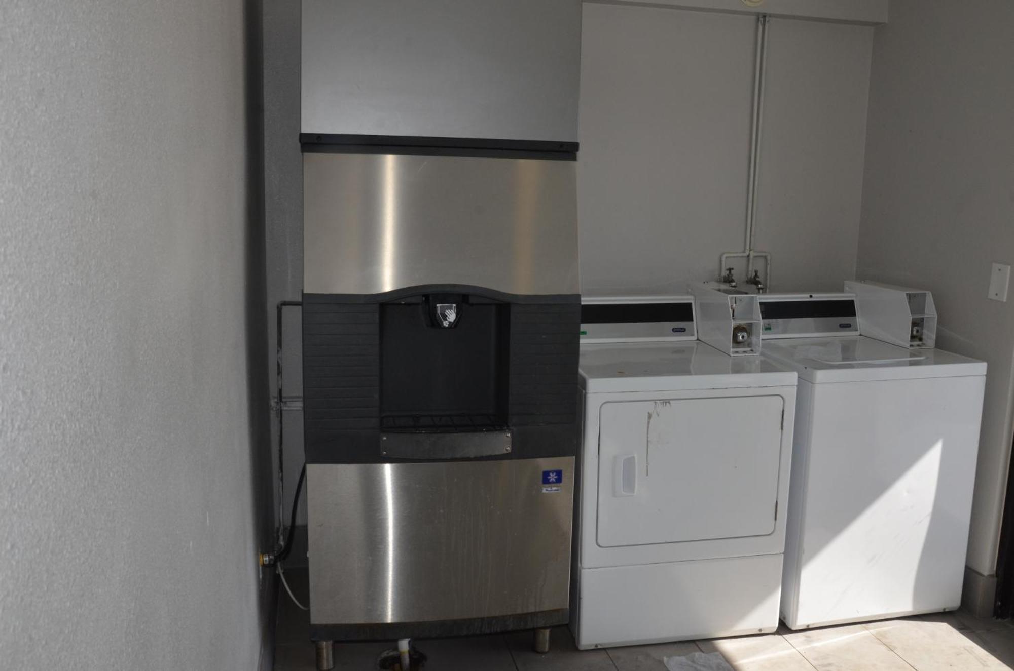 Baymont Suites Covington Luaran gambar