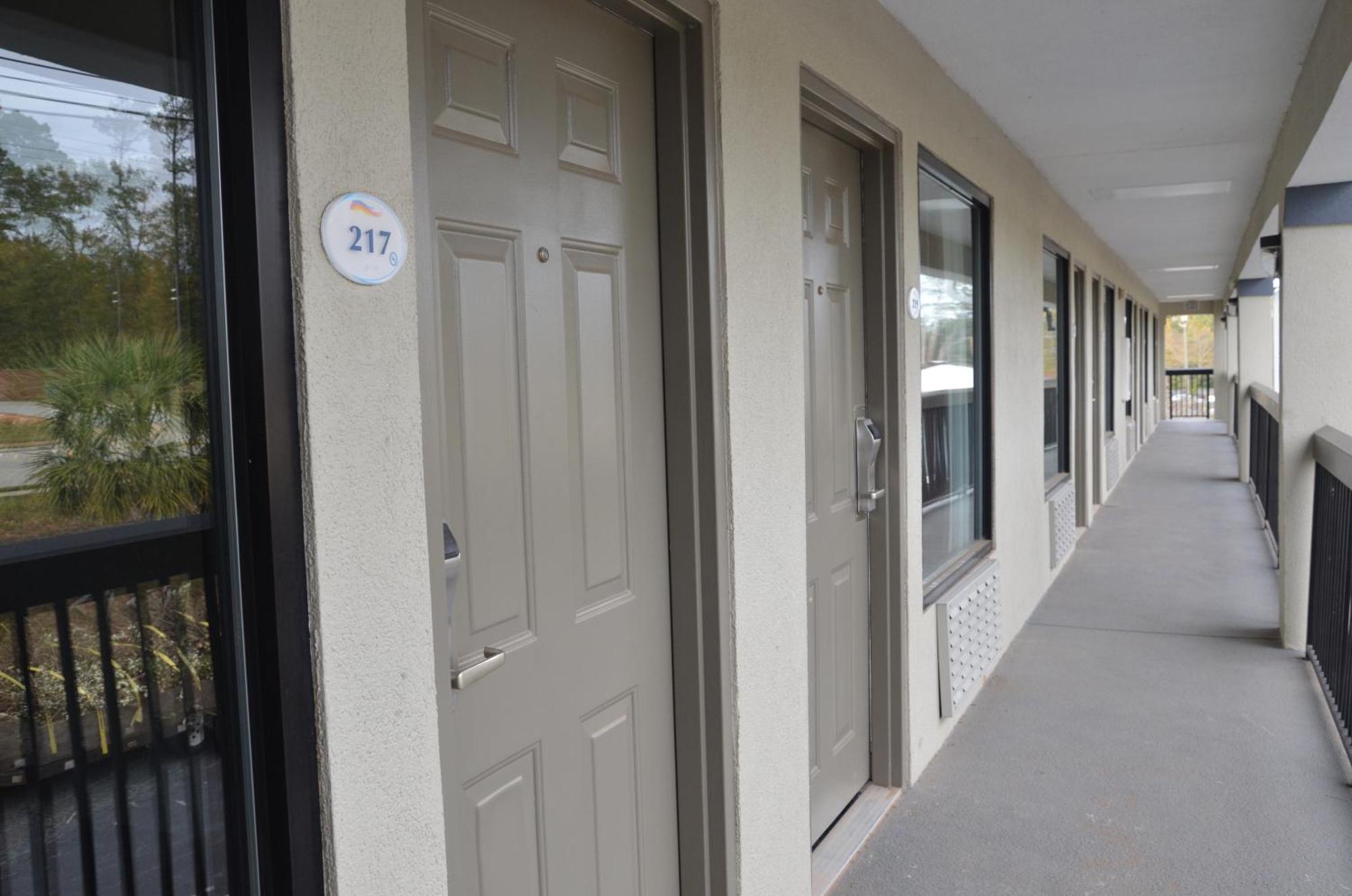 Baymont Suites Covington Luaran gambar